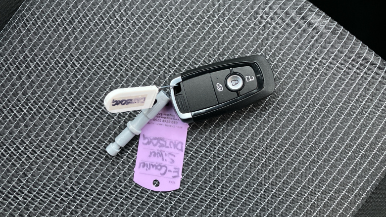 Ford Transit Courier E-Transit Courier 100kW 43kWh Trend Van Auto